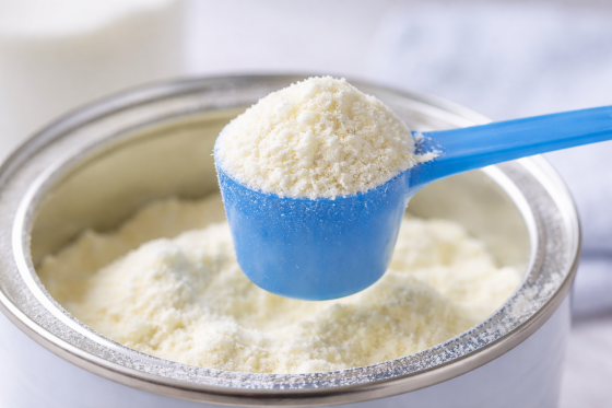 Nevyhovující šarže Nutrilonu: obsah toxinu překročil bezpečnou dávku