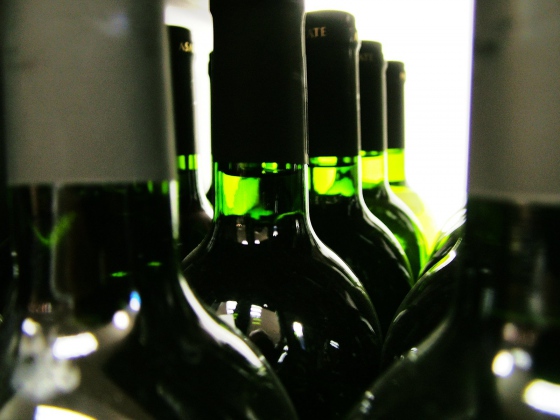 „Mladé moravské zemské víno“ musí pryč z tržní sítě